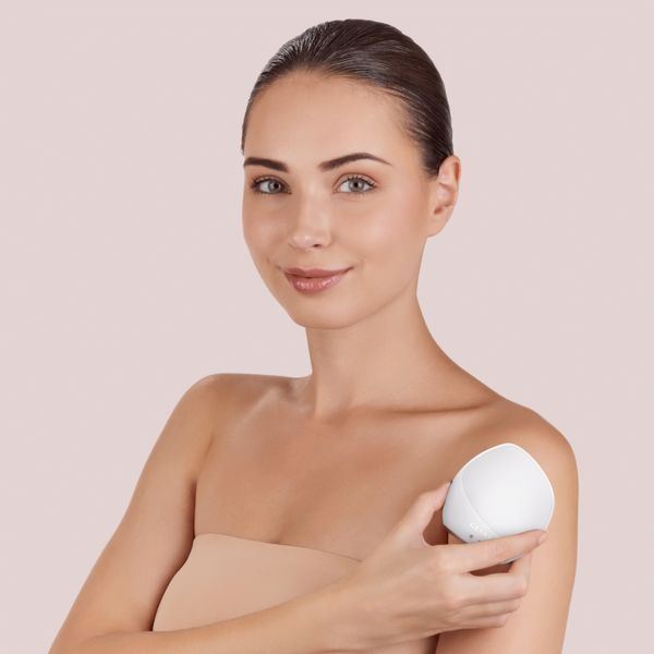 Ультразвукова щітка для тіла та інтенсивний пілінг GESKE Sonic Body Brush&Intensive Exfoliator 7в1 starlight HB0359 фото