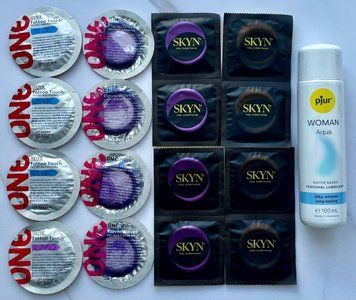 Набір з 16 штук Skyn, One + лубрикант pjur Woman Aqua (100 мл) SOS4056 фото
