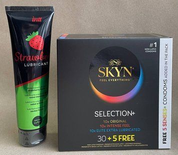 Набір Skyn Selection 35 шт + Лубрикант на водній основі Intt Strawberry (100 мл), полуниця SOS1062 фото