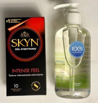 Комплект SKYN Intense Feel 10 шт і Лубрикант EXS Aloe 250 мл ( прозорий ) SOS1604 фото