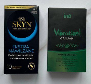 Набір SKYN Extra Lube 10 шт + Рідкий вібратор Intt Vibration Ganjah (15 мл) SOS2713 фото